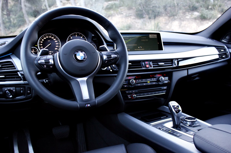 BMW X5 M50d - Equipamiento - Foto: www.luxury360.es